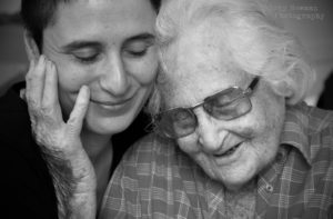 Nicky Pic Aunt n Cousin 2016